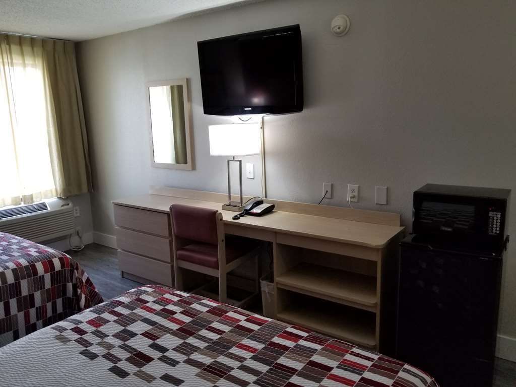 Red Roof Inn Raleigh North-Crabtree Mall-Lenovo Center Habitación foto